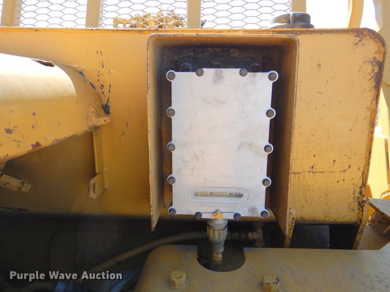 image for item DN1336 1982 Caterpillar 627B  conventional scraper