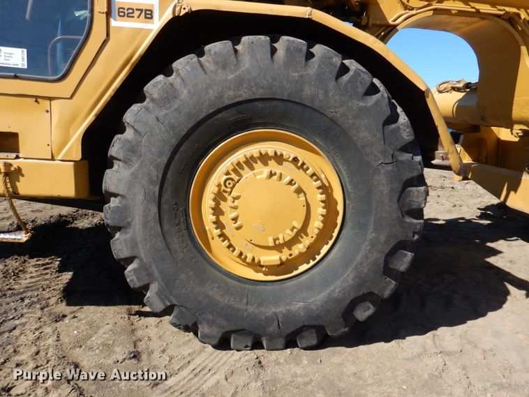 image for item DN1336 1982 Caterpillar 627B  conventional scraper