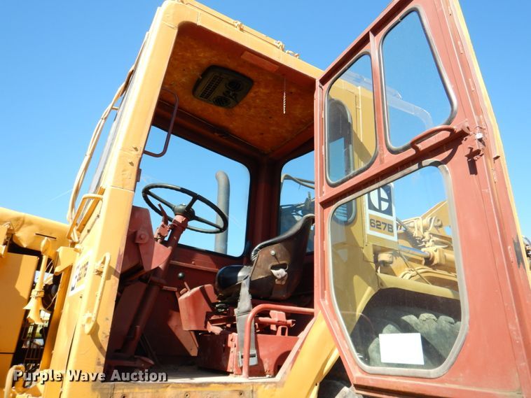 image for item DN1337 1974 Caterpillar 627B  conventional scraper