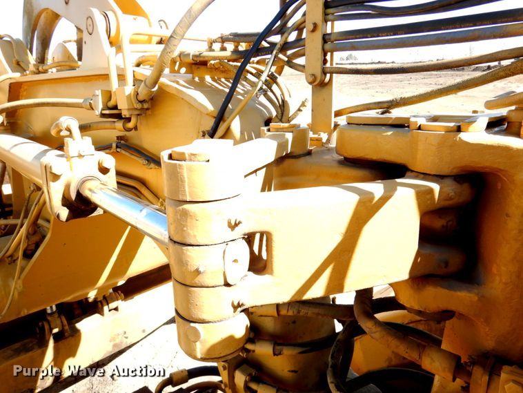 image for item DN1337 1974 Caterpillar 627B  conventional scraper