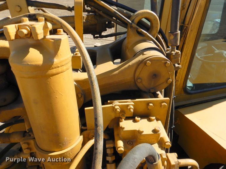 image for item DN1337 1974 Caterpillar 627B  conventional scraper