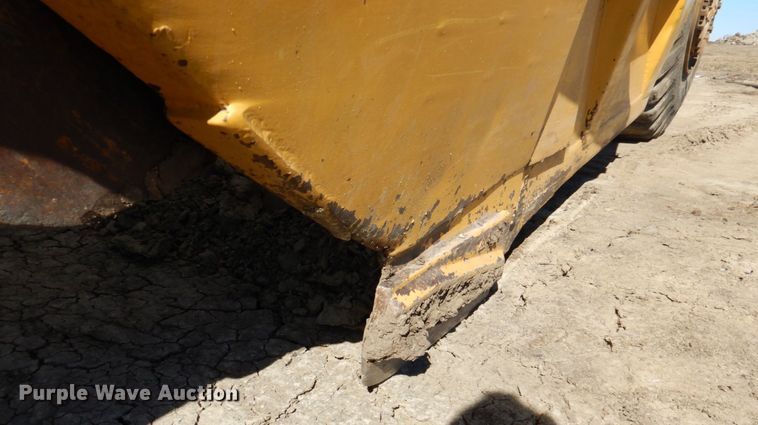 image for item DN1337 1974 Caterpillar 627B  conventional scraper