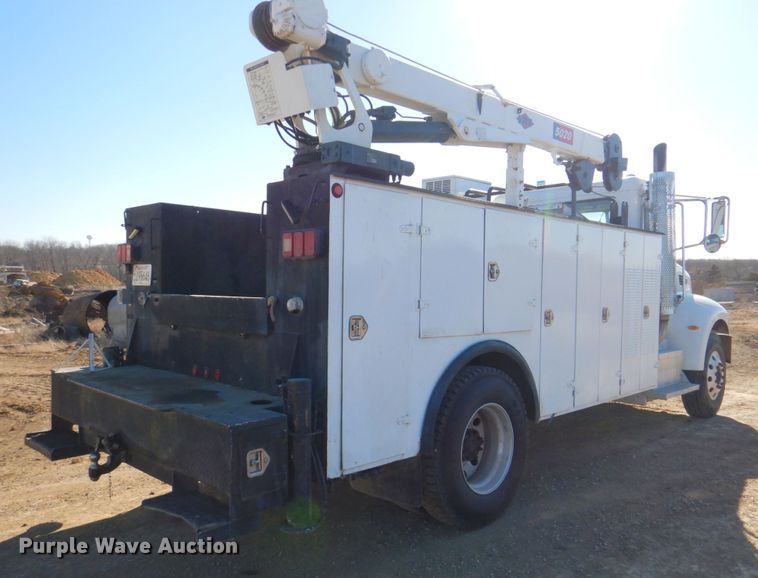 image for item DN1339 2012 Peterbilt 337  utility / service truck