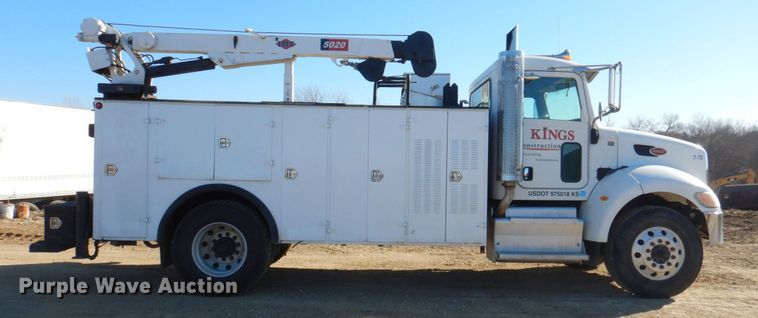 image for item DN1339 2012 Peterbilt 337  utility / service truck