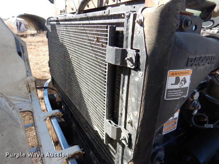 image for item DN1339 2012 Peterbilt 337  utility / service truck