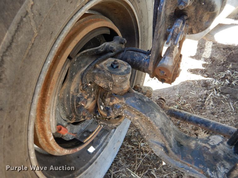 image for item DN1339 2012 Peterbilt 337  utility / service truck