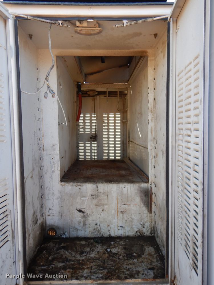 image for item DN1339 2012 Peterbilt 337  utility / service truck