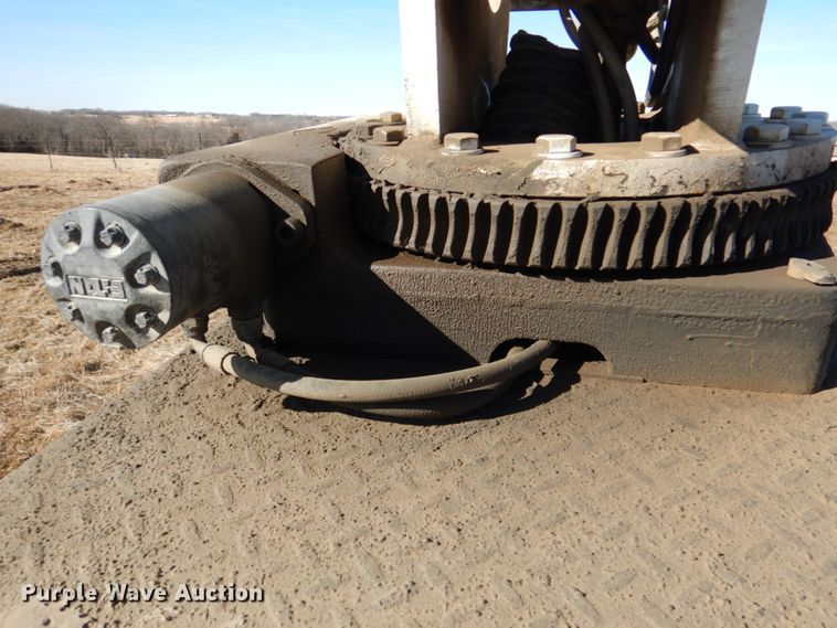 image for item DN1339 2012 Peterbilt 337  utility / service truck