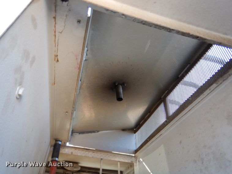 image for item DN1339 2012 Peterbilt 337  utility / service truck