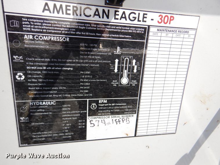 image for item DN1339 2012 Peterbilt 337  utility / service truck