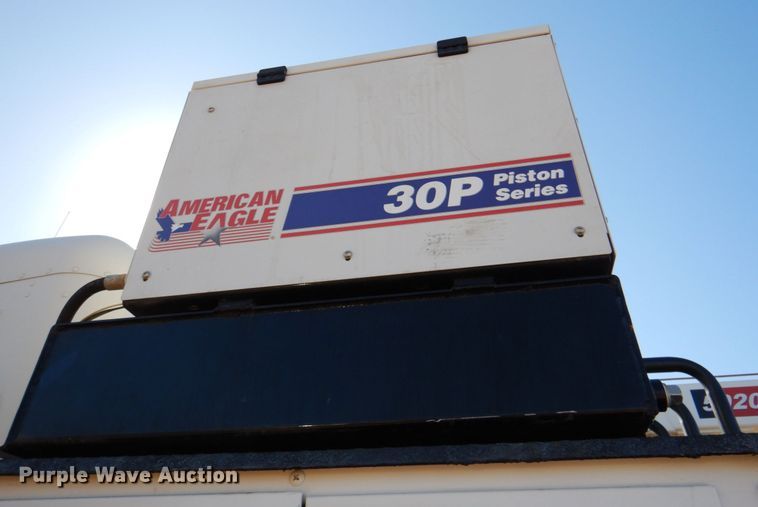 image for item DN1339 2012 Peterbilt 337  utility / service truck