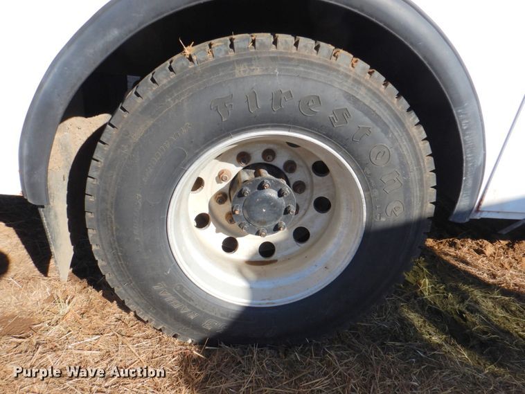 image for item DN1339 2012 Peterbilt 337  utility / service truck