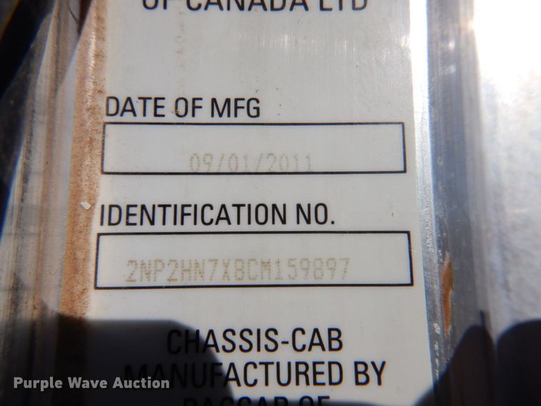 image for item DN1339 2012 Peterbilt 337  utility / service truck