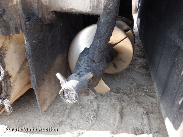 image for item DN1350 Cedarapids CR461RXR  screed