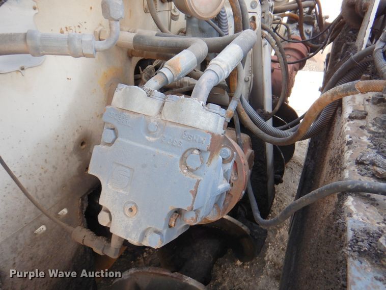 image for item DN1350 Cedarapids CR461RXR  screed