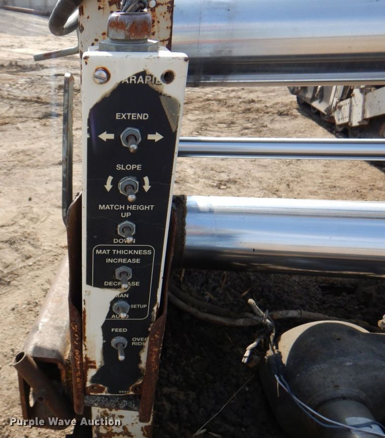 image for item DN1350 Cedarapids CR461RXR  screed