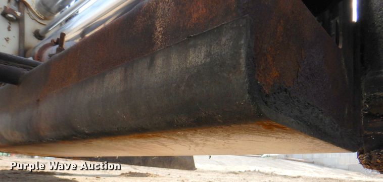 image for item DN1350 Cedarapids CR461RXR  screed