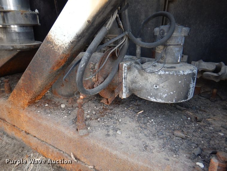 image for item DN1350 Cedarapids CR461RXR  screed