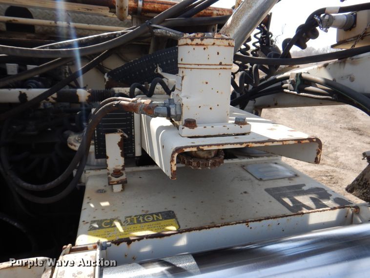 image for item DN1350 Cedarapids CR461RXR  screed