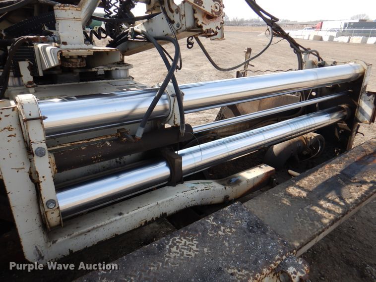 image for item DN1350 Cedarapids CR461RXR  screed