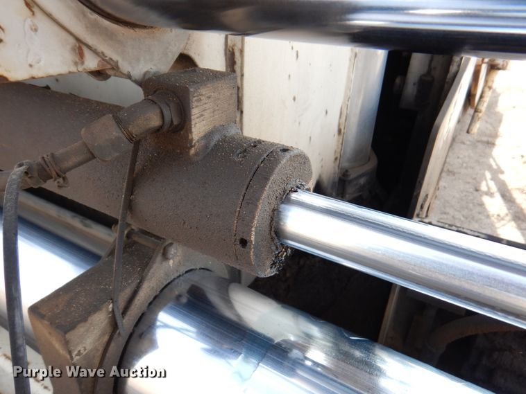 image for item DN1350 Cedarapids CR461RXR  screed