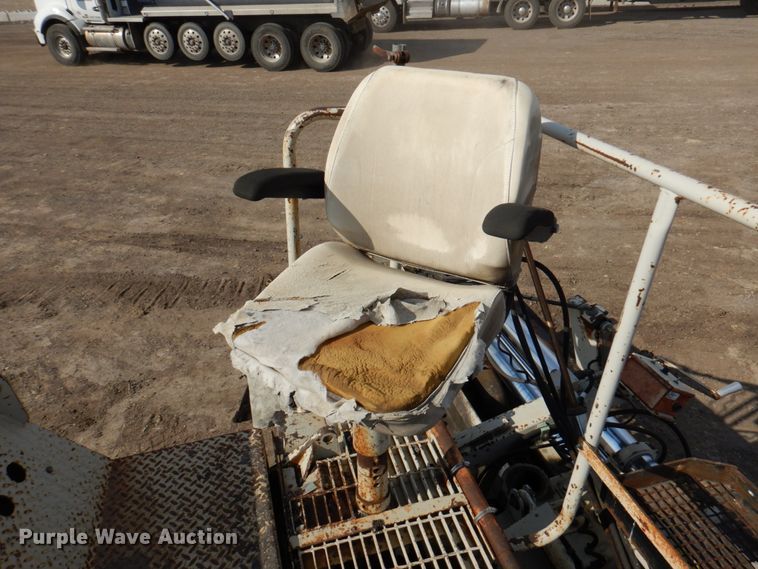 image for item DN1350 Cedarapids CR461RXR  screed