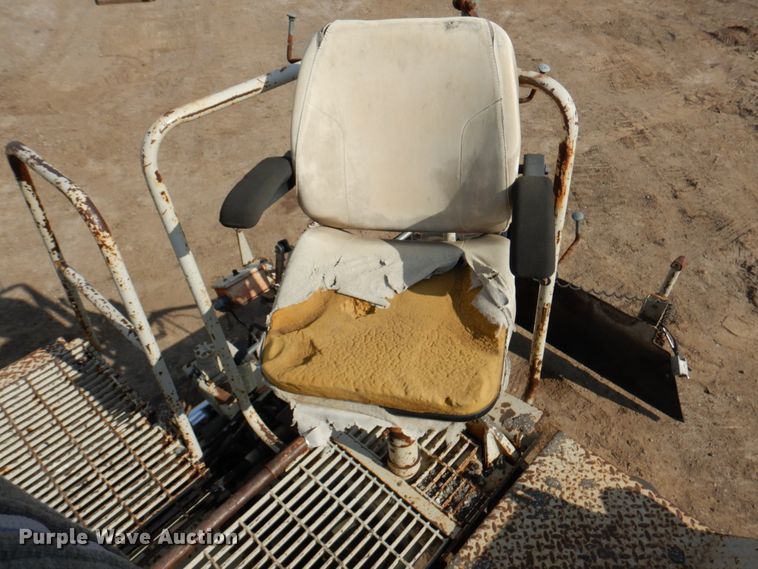 image for item DN1350 Cedarapids CR461RXR  screed