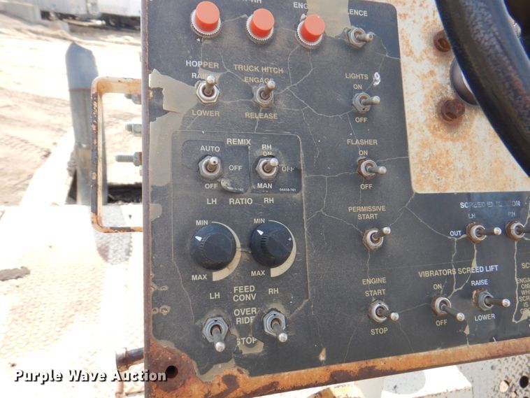 image for item DN1350 Cedarapids CR461RXR  screed