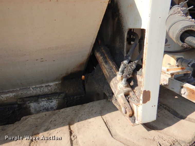 image for item DN1350 Cedarapids CR461RXR  screed