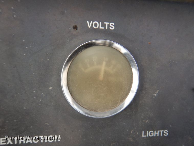 image for item DN1351 Roadtec LTV-1000  shuttle buggy material transfer vehicle