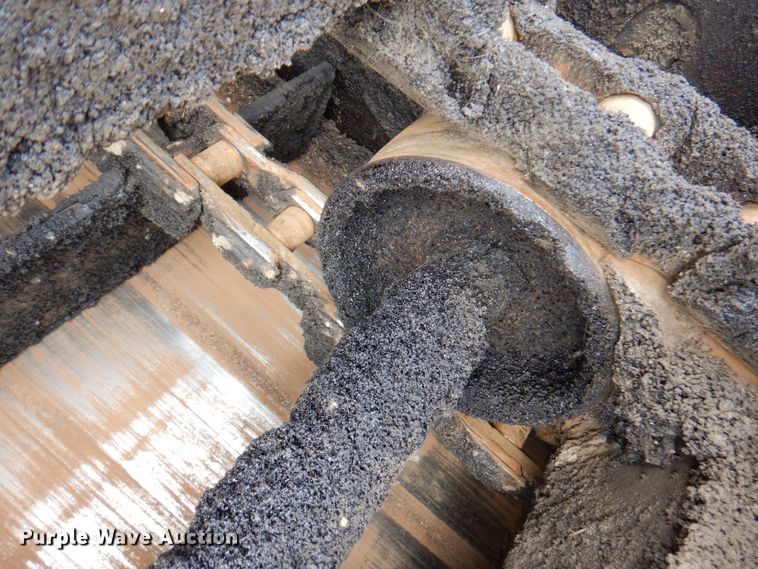 image for item DN1351 Roadtec LTV-1000  shuttle buggy material transfer vehicle