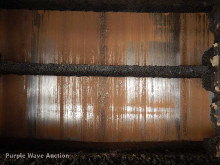 image for item DN1351 Roadtec LTV-1000  shuttle buggy material transfer vehicle