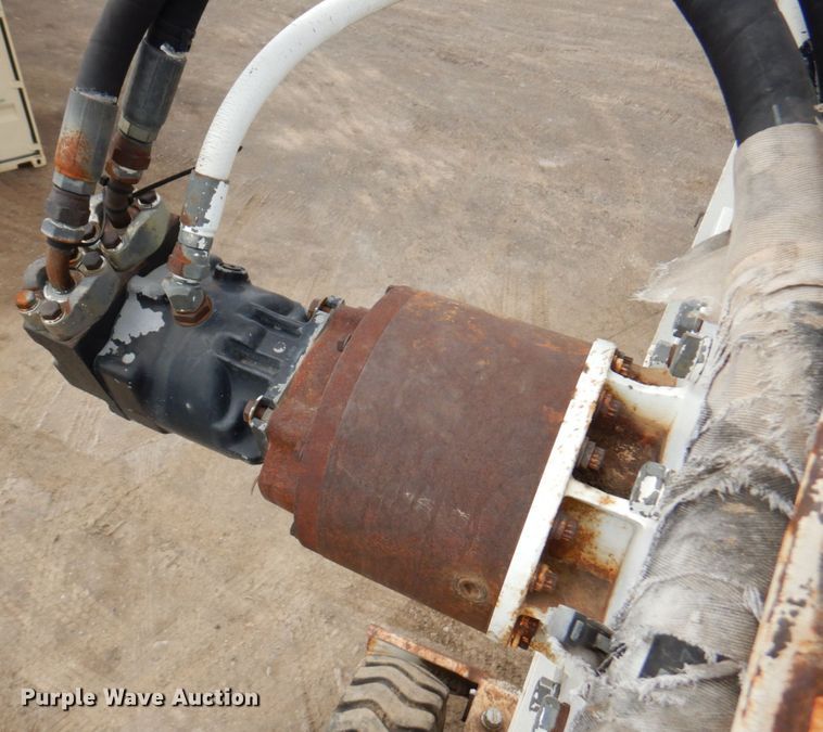 image for item DN1351 Roadtec LTV-1000  shuttle buggy material transfer vehicle