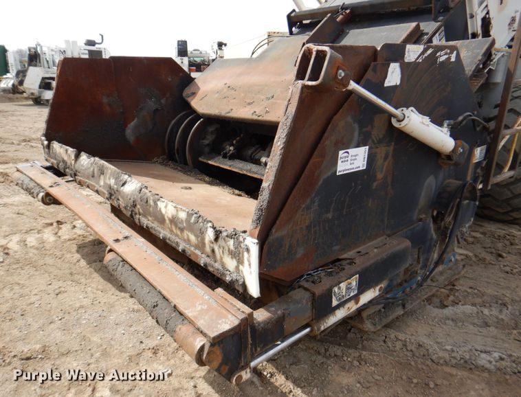 image for item DN1351 Roadtec LTV-1000  shuttle buggy material transfer vehicle