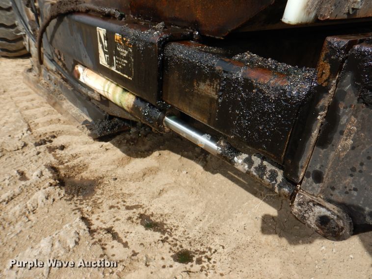 image for item DN1351 Roadtec LTV-1000  shuttle buggy material transfer vehicle