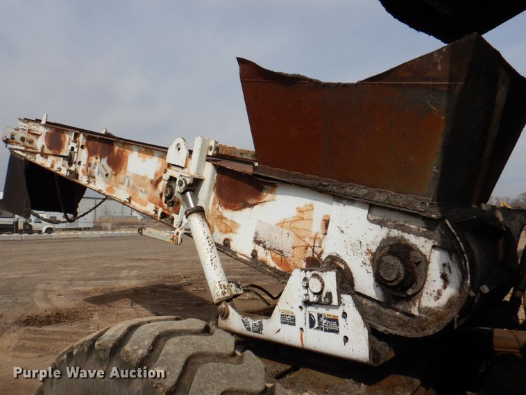 image for item DN1351 Roadtec LTV-1000  shuttle buggy material transfer vehicle