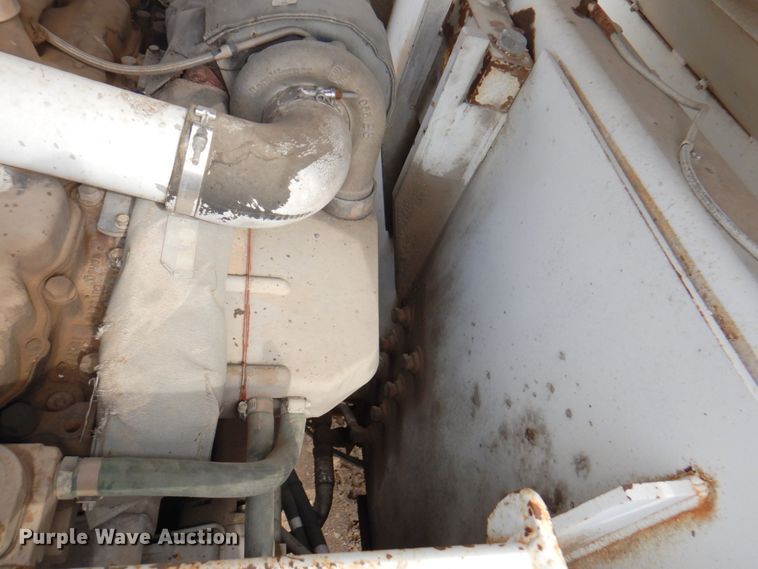 image for item DN1351 Roadtec LTV-1000  shuttle buggy material transfer vehicle