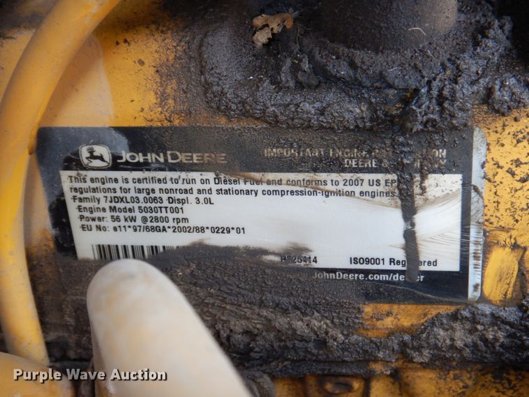 image for item DN1375 2007 John Deere 325  skid steer loader