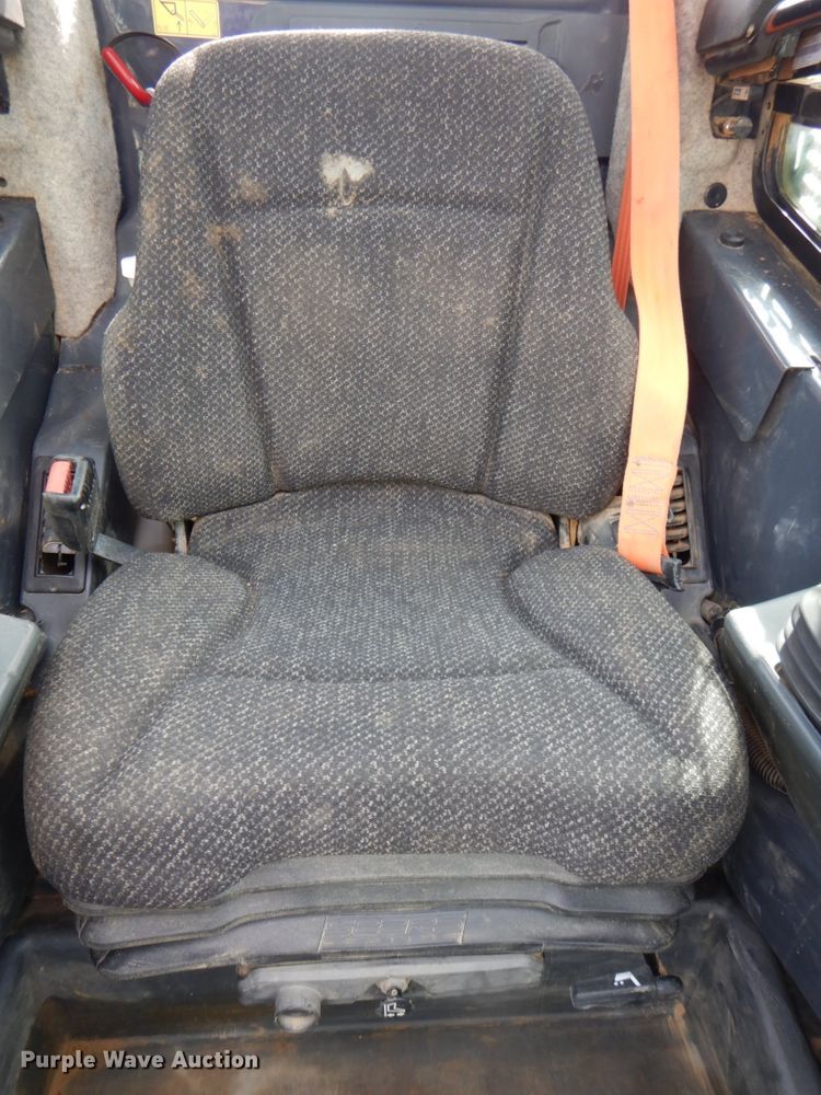 image for item DN1397 John Deere 332G  skid steer loader