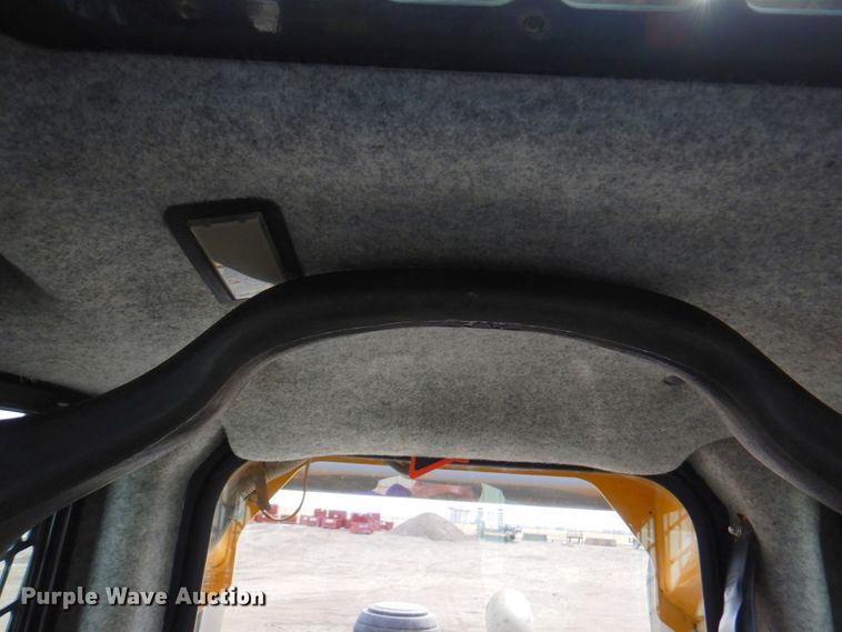 image for item DN1397 John Deere 332G  skid steer loader