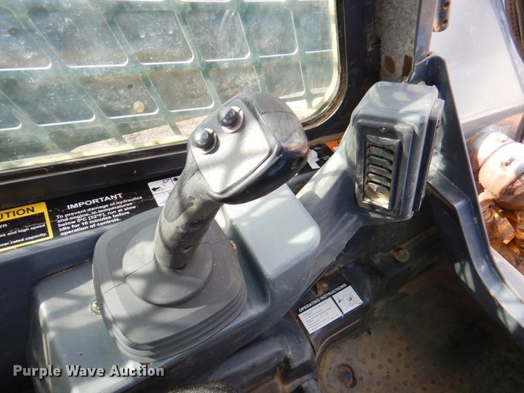 image for item DN1397 John Deere 332G  skid steer loader