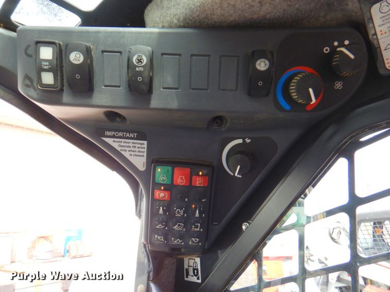 image for item DN1397 John Deere 332G  skid steer loader