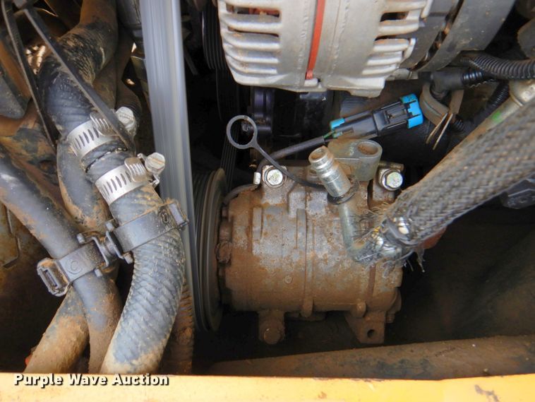 image for item DN1397 John Deere 332G  skid steer loader