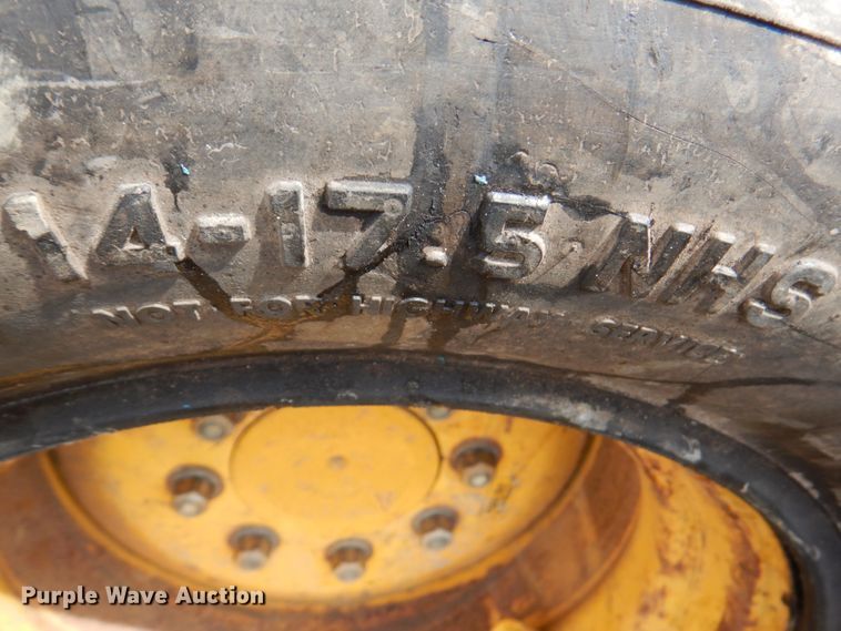 image for item DN1397 John Deere 332G  skid steer loader