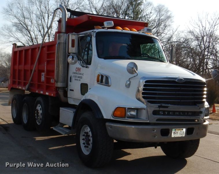image for item DN7266 2007 Sterling L9500  dump truck