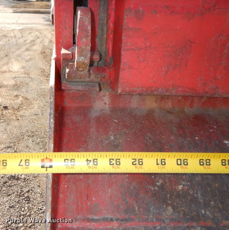 image for item DN7266 2007 Sterling L9500  dump truck