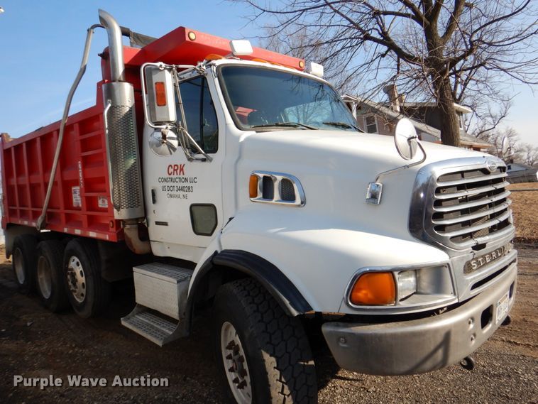 image for item DN7266 2007 Sterling L9500  dump truck