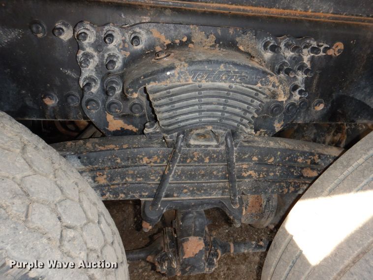 image for item DN7266 2007 Sterling L9500  dump truck