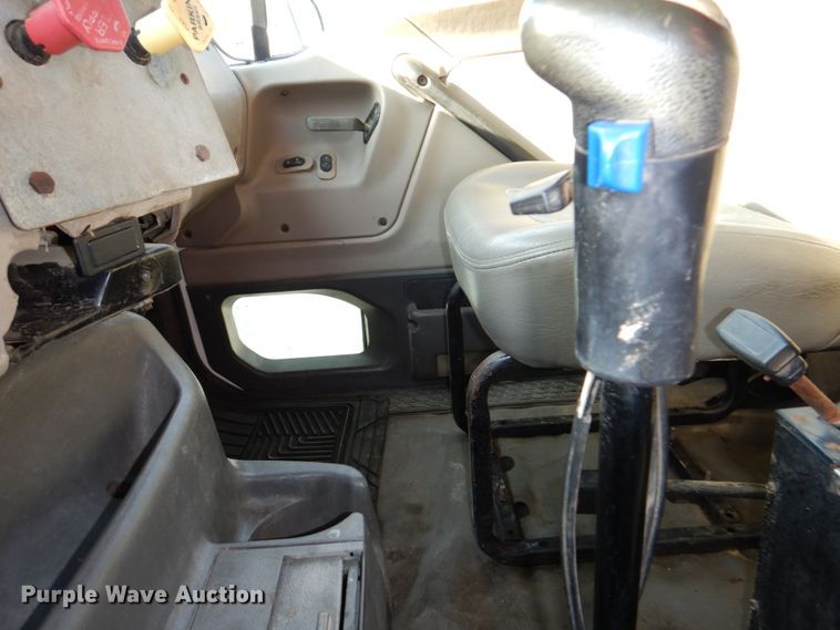 image for item DN7266 2007 Sterling L9500  dump truck