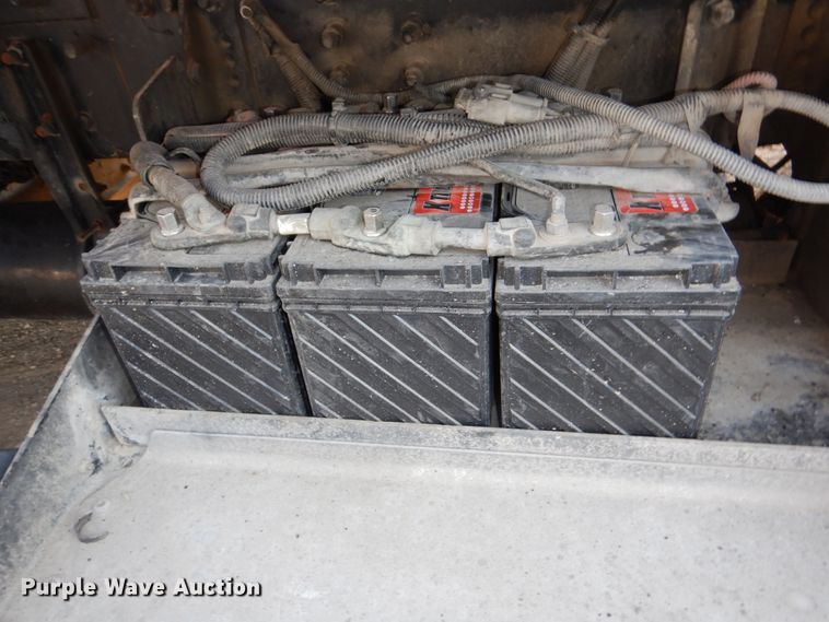 image for item DN7266 2007 Sterling L9500  dump truck